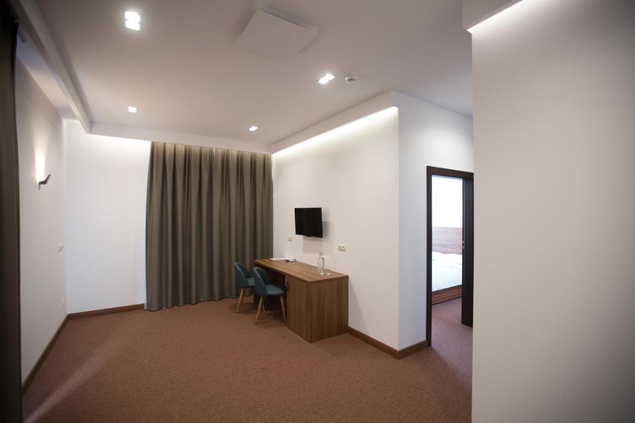 Hotel Rubin Stara Blotnica 外观 照片
