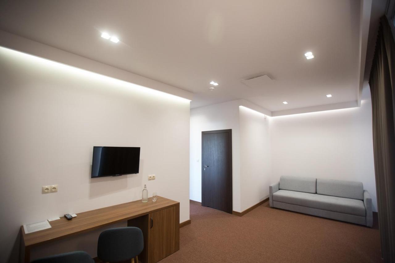 Hotel Rubin Stara Blotnica 外观 照片